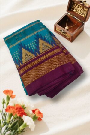 Checks Chaduranga Temple Cotton Silk Saree With Jari
