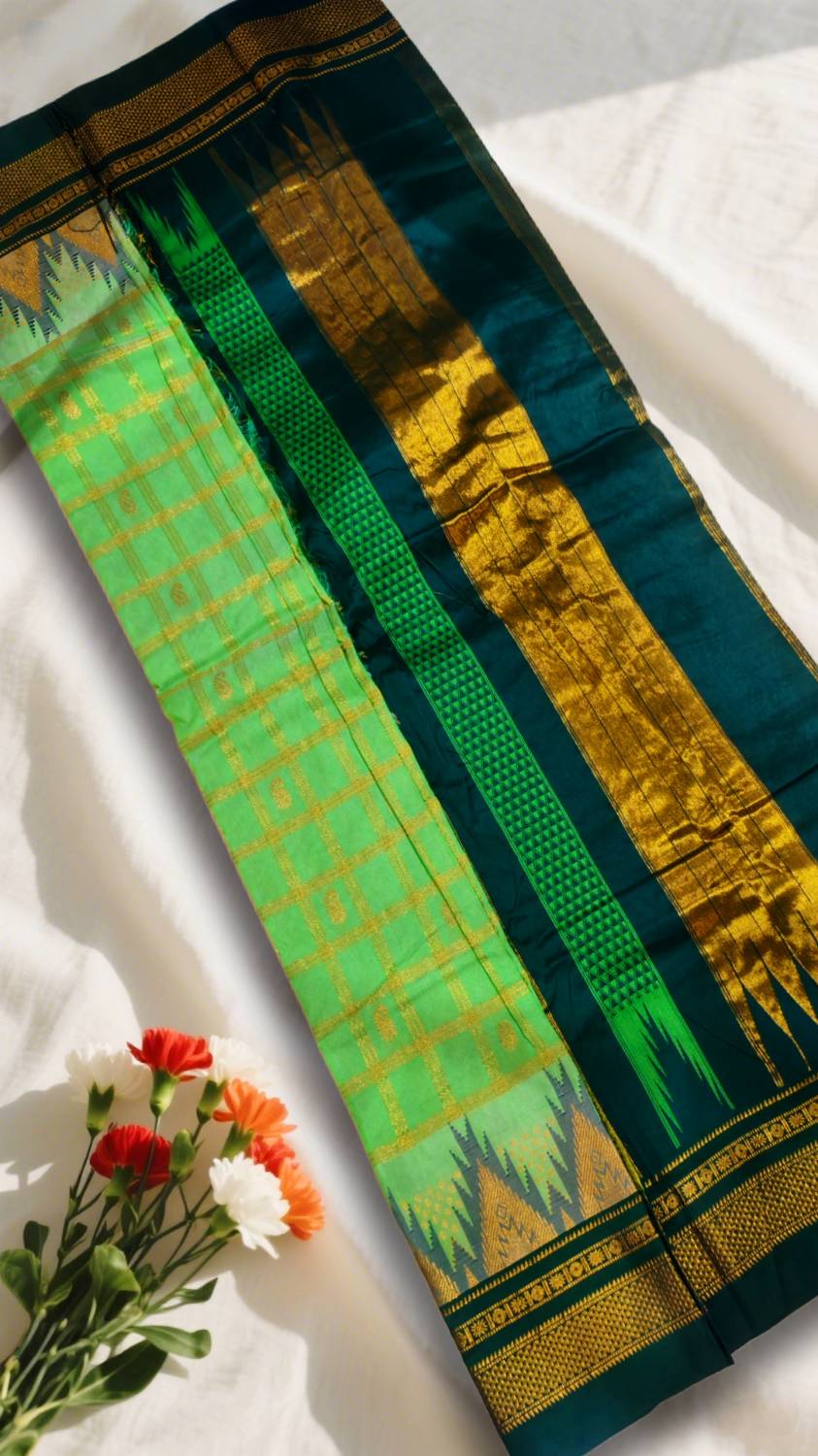 Checks Chaduranga Temple Cotton Silk Saree With Jari