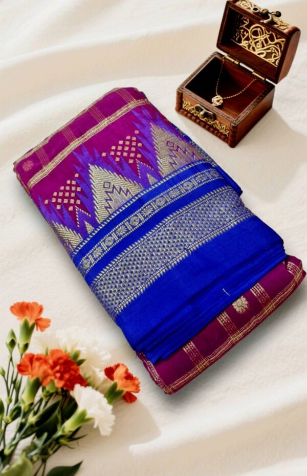 Checks Chaduranga Temple Cotton Silk Saree With Jari