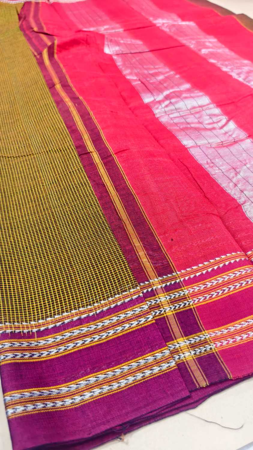 Ilkal saree with Chex pattern and Gayatri border