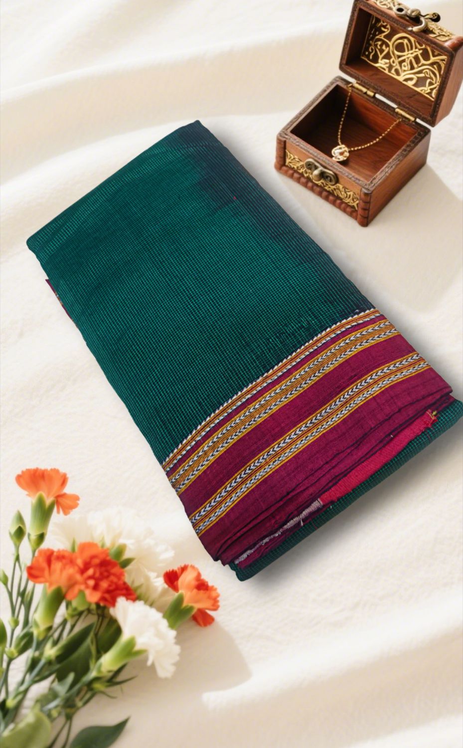 Ilkal saree with Chex pattern and Gayatri border
