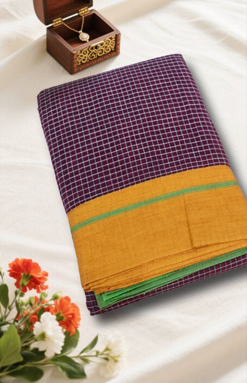 Traditional Patteda Anchu saree with elegant handloom design