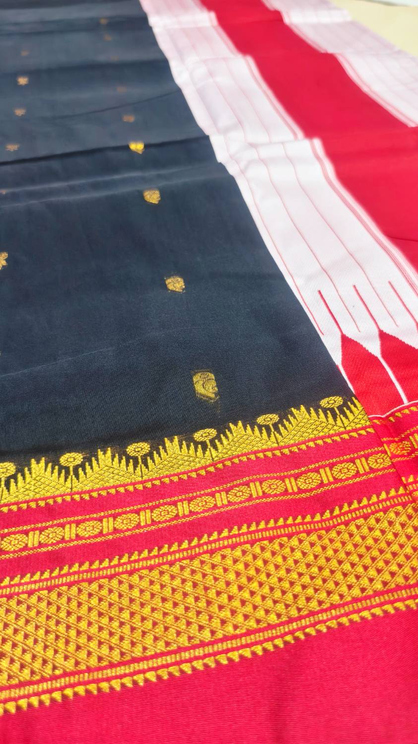 Ilkal butta cotton silk saree with temple border and pallu