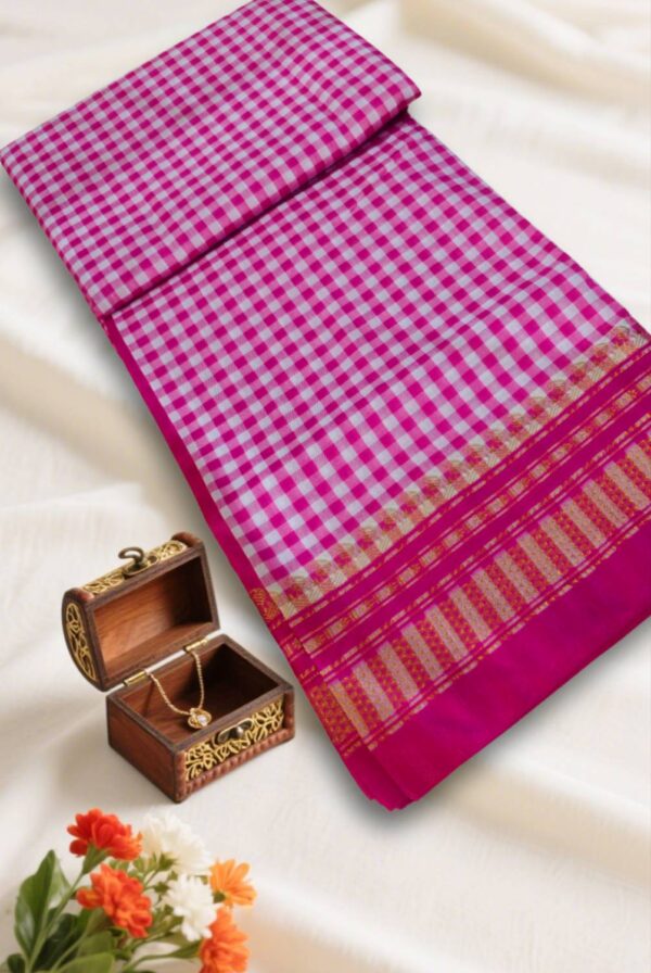 Pink Small Checks Ilkal Cotton Silk Saree with Chikki Paras Border – Ikatra