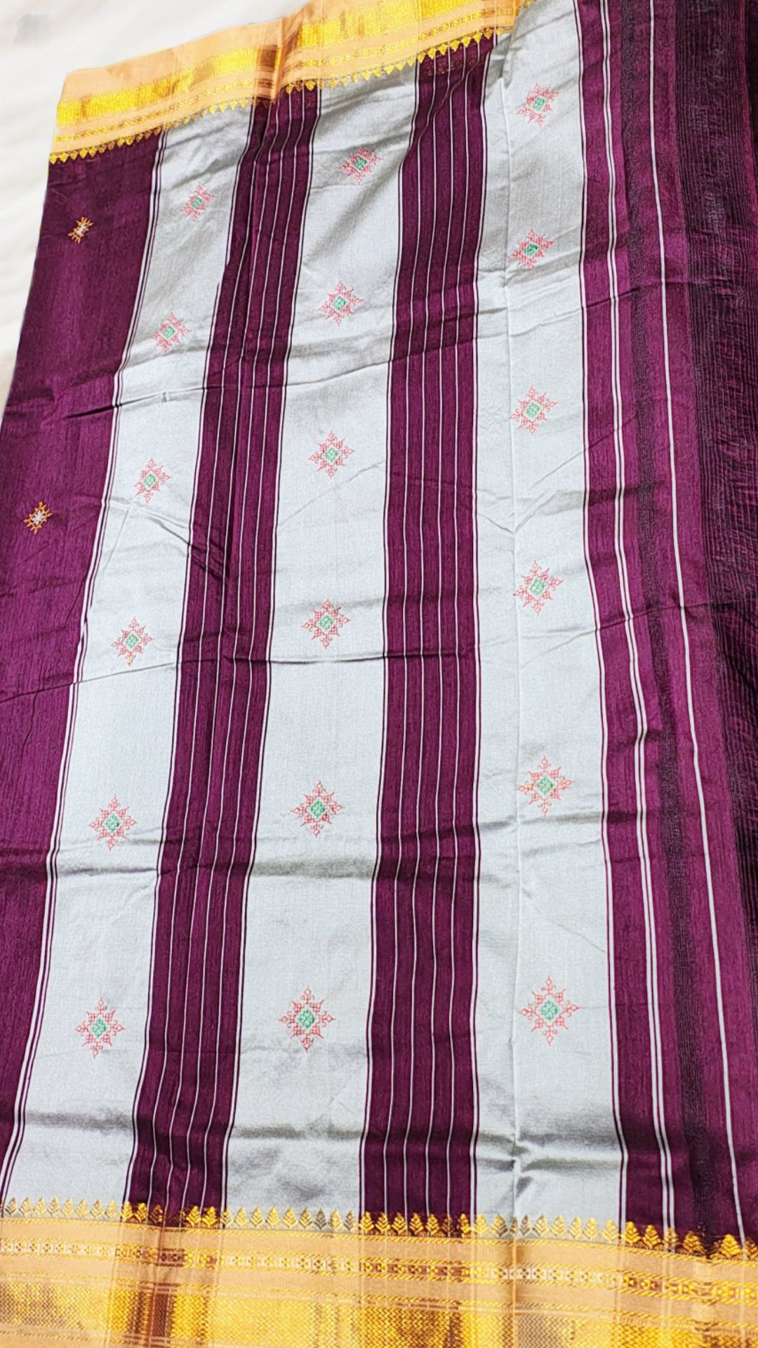 Magenta Ilkal Kasuti Saree – Soft Silk Cotton with Chikki Paras Border & Patti Pallu - Image 4
