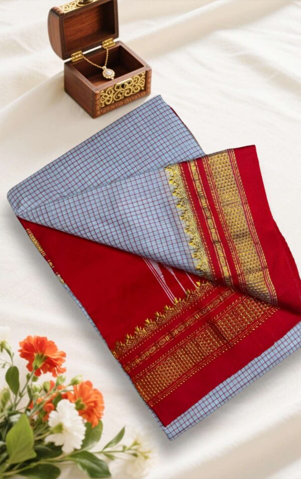 White and red Tana Kaddi Checks Ilkal Saree | ikatra