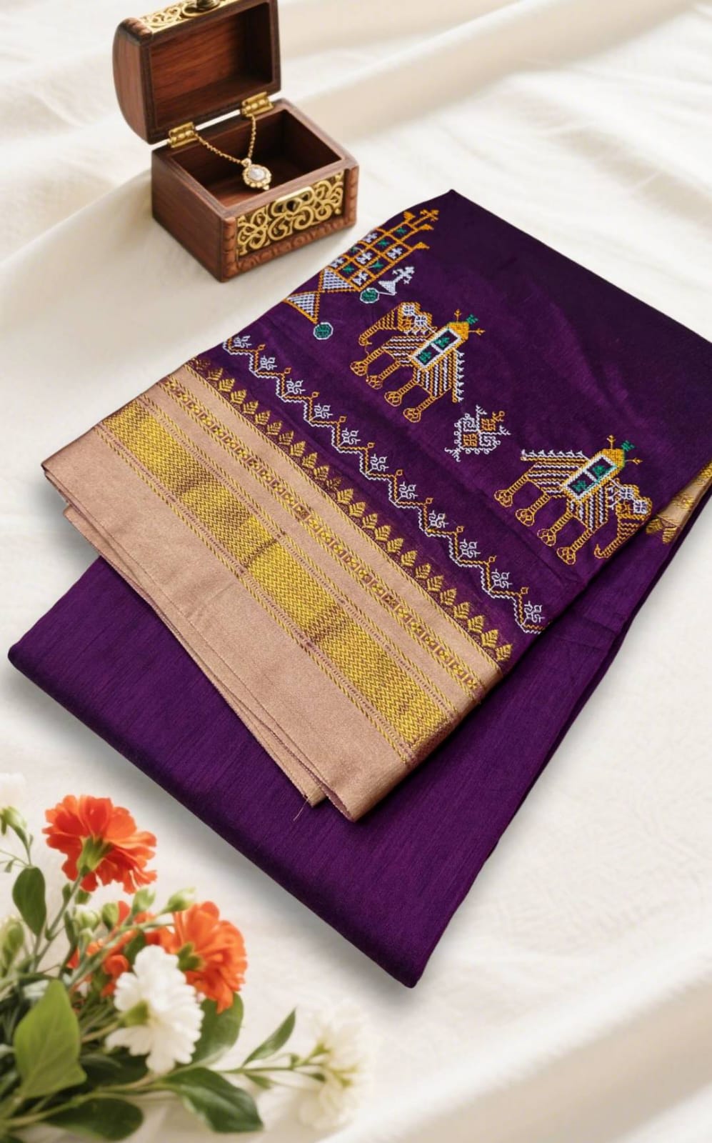 Magenta Ilkal Kasuti Saree – Soft Silk Cotton with Chikki Paras Border & Patti Pallu