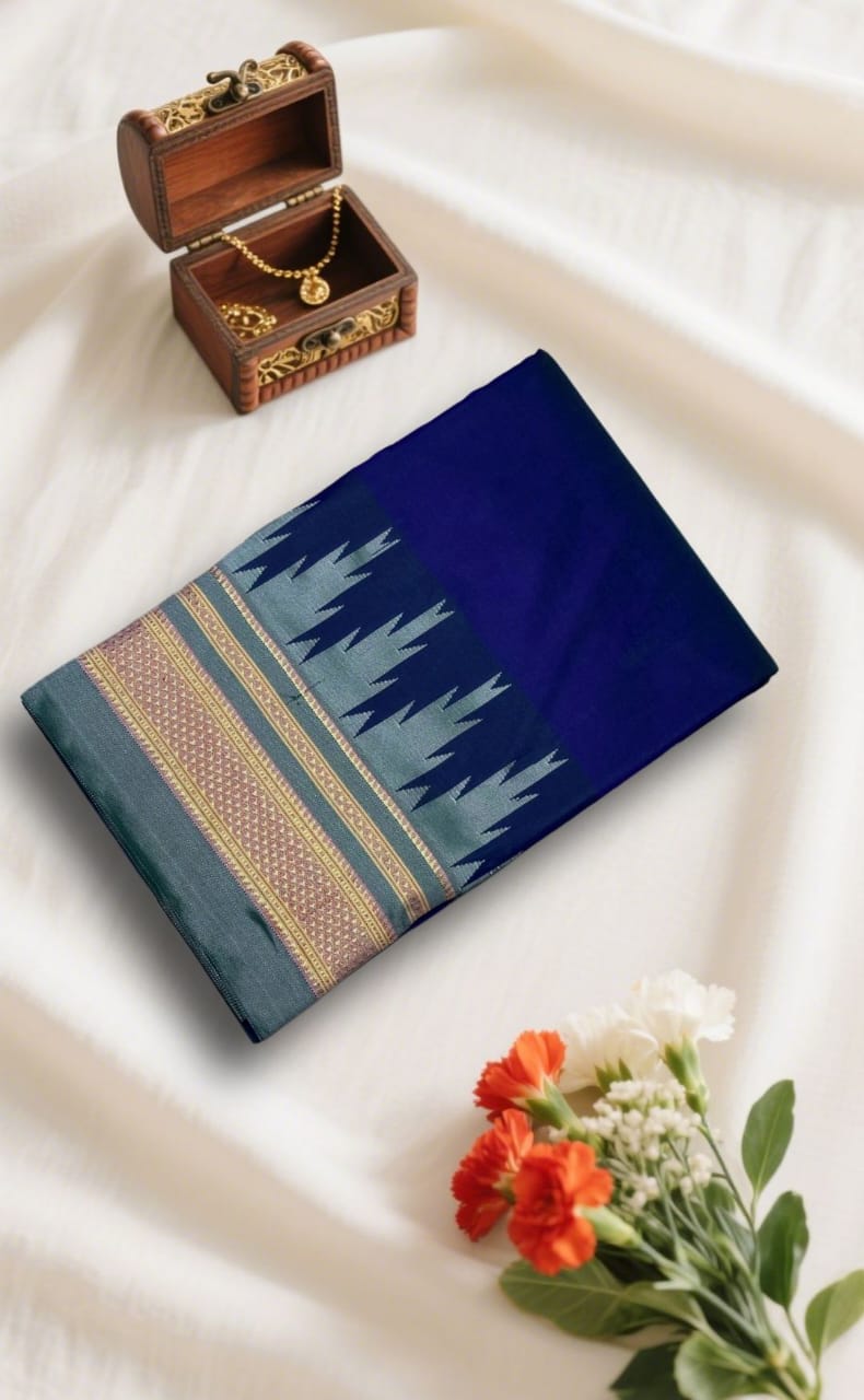 Navy Blue Temple Gadwal plain saree Pallu - ilkal pallu