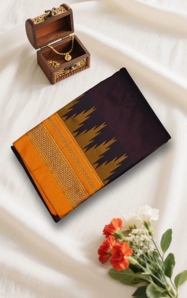 Deep Brown Temple Gadwal plain saree Pallu - ilkal pallu