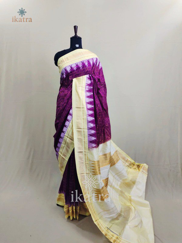 Temple Border Zari Checks With Butta Saree