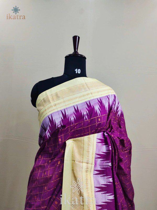 Temple Border Zari Checks With Butta Saree - Image 3