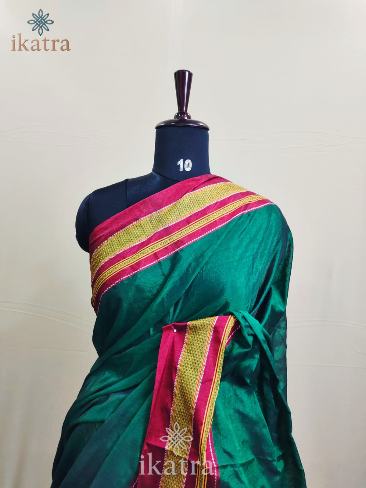 Green Tradional Ilkal Saree With Chikki Paras Border | ikatra - Image 2