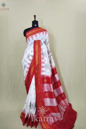 Temple Gadiwal Ilkal Saree with Kasuti Work and Tope Pallu