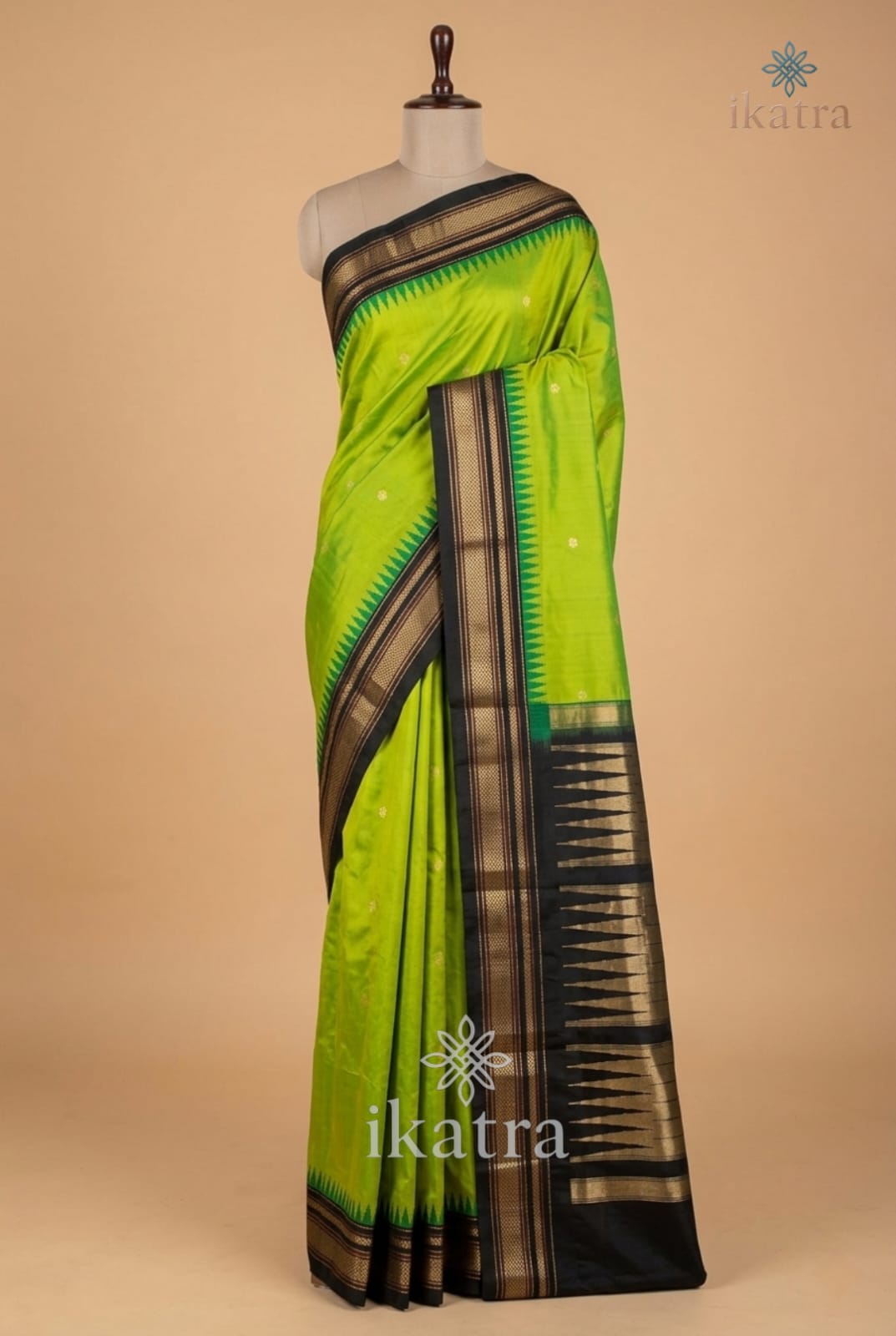 Pure Silk Saree, Ilkal Silk Saree, Top Pallu Saree, Premium Silk Saree, Party Wear Saree, Festive Wear Saree, Wedding Silk Saree, Rich Silk Saree, Traditional Silk Saree, Elegant Saree for Women, South Indian Saree, Contrast Blouse Saree, Luxury Silk Saree, Ethnic Silk Saree, Designer Silk Saree, Premium Party Saree, Reception Wear Saree, Smooth Texture Saree, Silk Saree Collection, Ikatra Saree