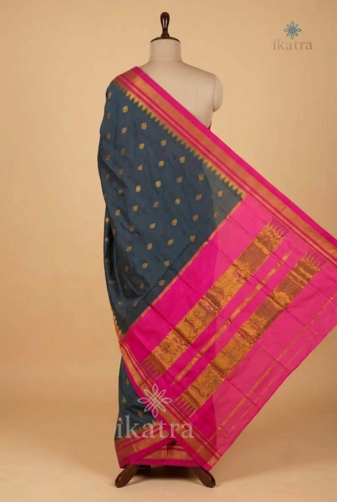 Grey Butta Cotton Silk Ilkal Saree with Traditional Tope Pallu - Image 2