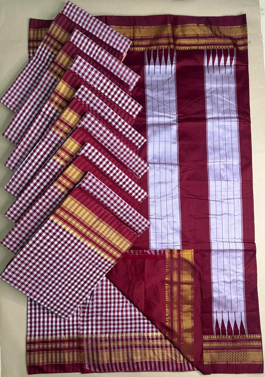 Maroon Ilkal Small Check Cotton Silk Saree - Image 2