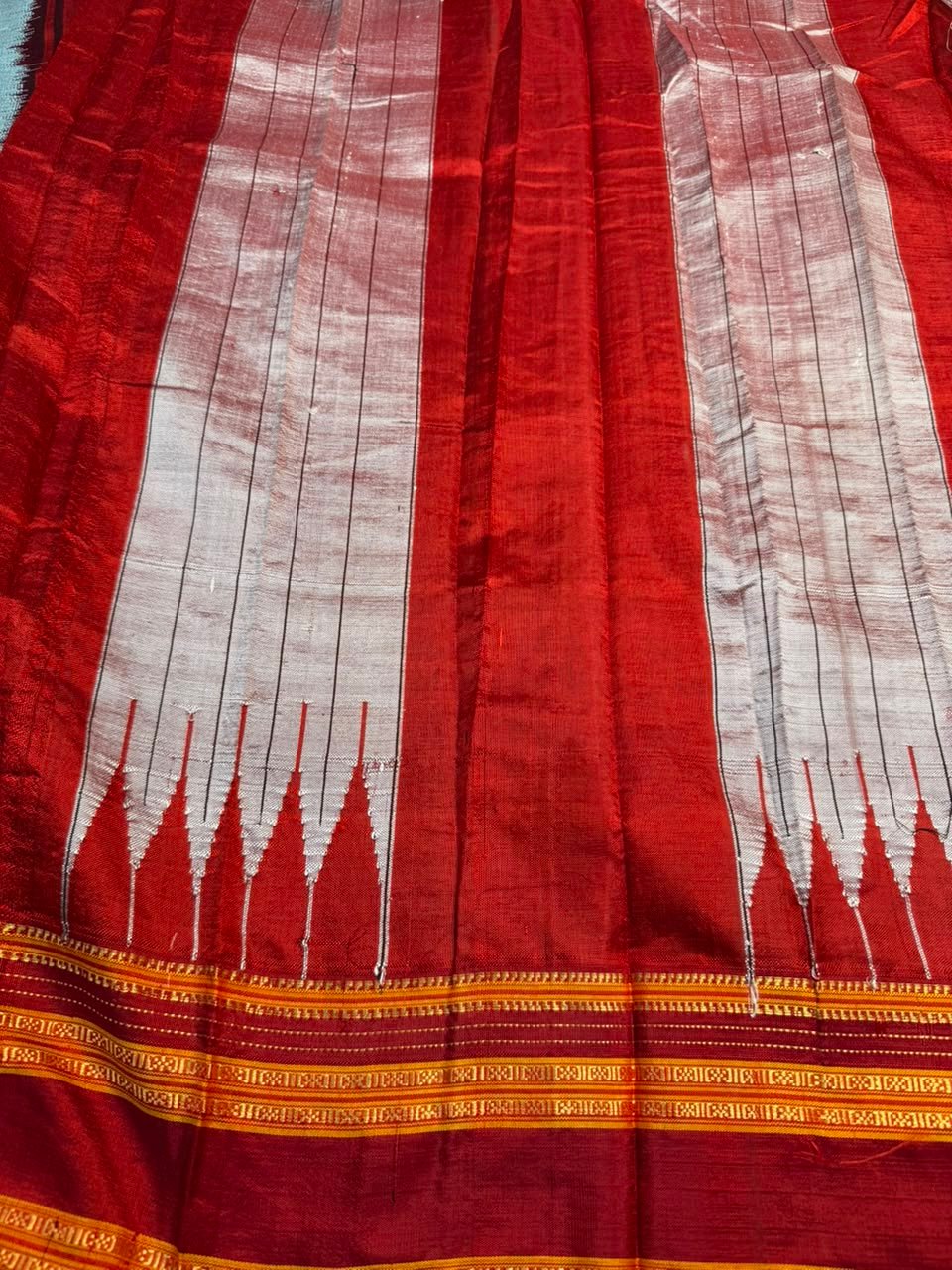 Handloom Ilkal Special Gayatri Saree – Viscose by Cotton with Silk Pallu - Image 3