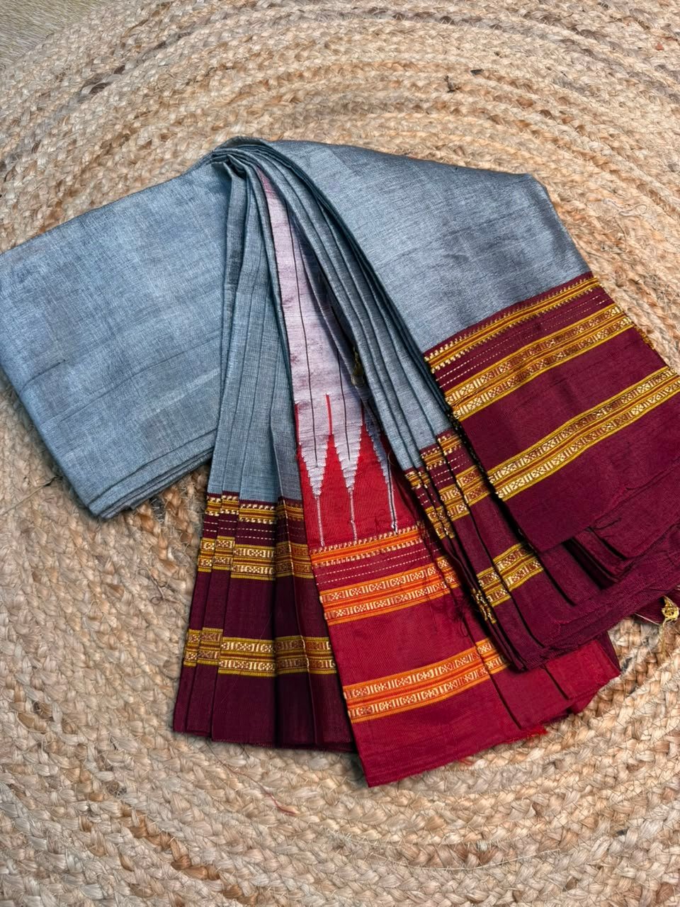 Handloom Ilkal Special Gayatri Saree – Viscose by Cotton with Silk Pallu