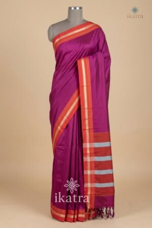 Khun Saree –