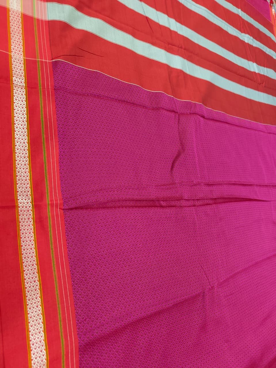 Khun Saree – - Image 4